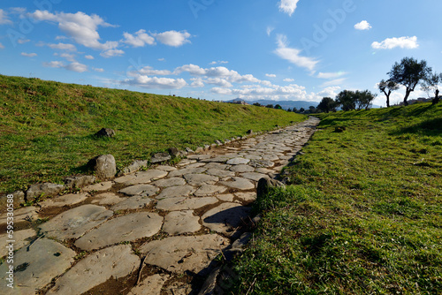 Le antiche strade dei Romani antichi