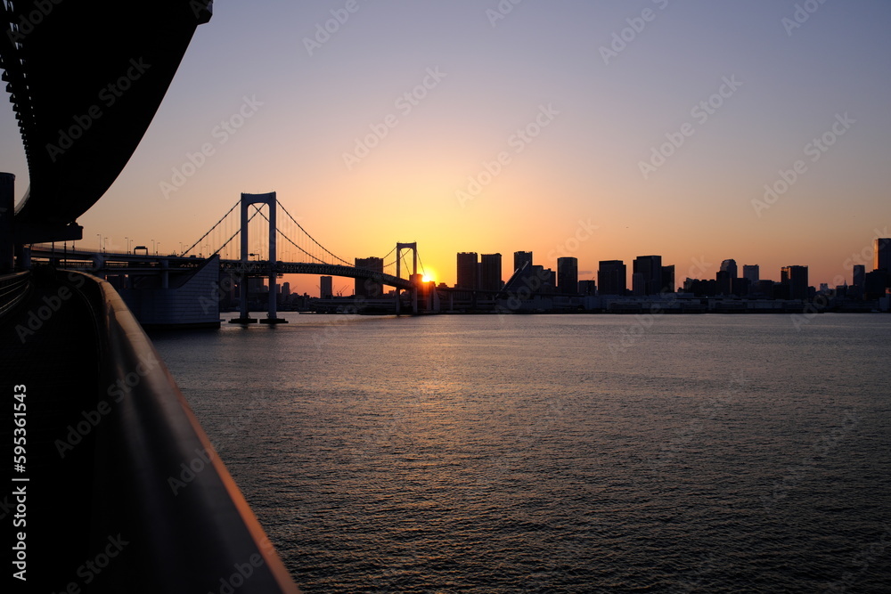 Fototapeta premium レインボーブリッジの夕焼け景色 Sunset view of Rainbow Bridge