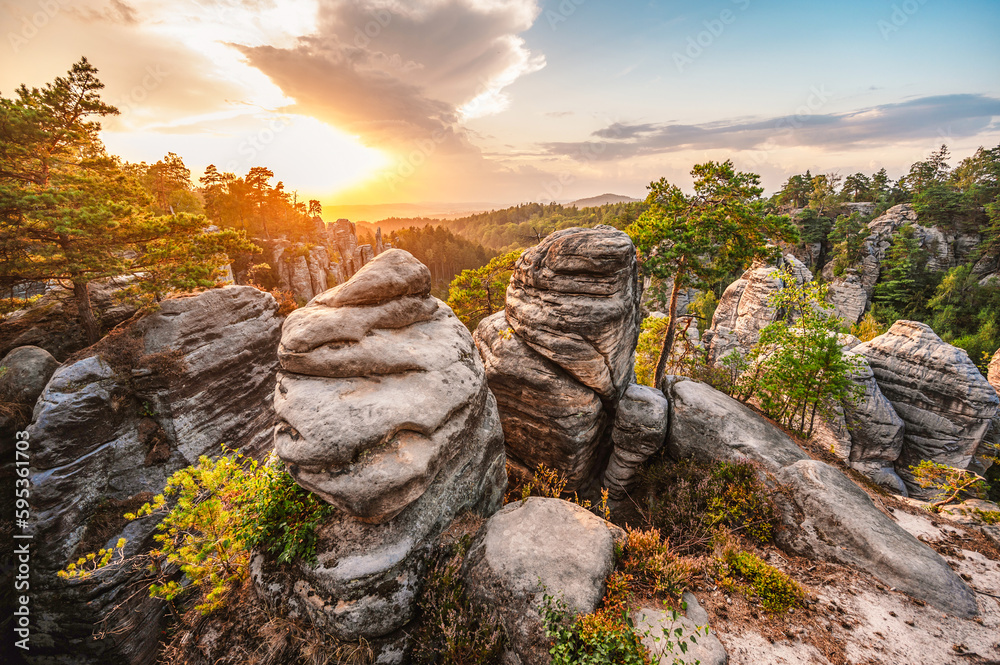 Cesky raj sandstone cliffs - Prachovske skaly in summer sunset, Czech Republic. Rock labyrinth is tourist attraction in Bohemian Paradise, Czech Republic - obrazy, fototapety, plakaty 