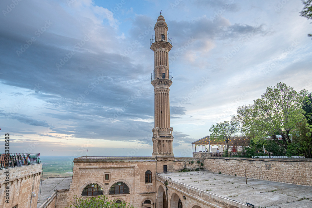 Fototapeta premium Minaret of Ulu Cami, also known as Great mosque of Mardin, Histroical Ulu Mosque at Mardin