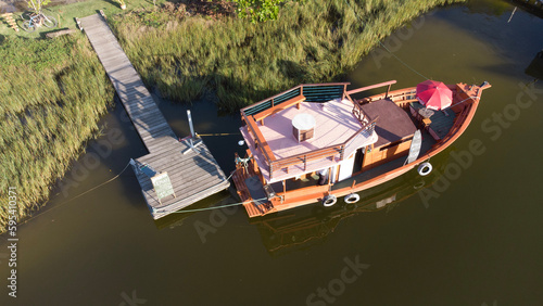 Paisagem Ilha Tropical Lagoa Conceição Florianópolis Floripa Santa Catarina Lago Mar Oceano Atlântico Natureza Verde Céu Sol Verão Veraneio Férias Viagem Viajar Cidade Sul Brasil Mata Atlântica Barcos photo