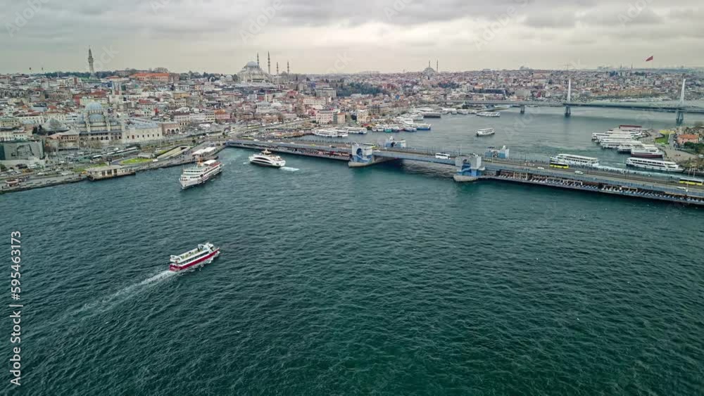 Bay area around the Galata Bridge in Istanbul Eminonu ferry Bay area around the Galata Bridge in Istanbul Eminonu ferry