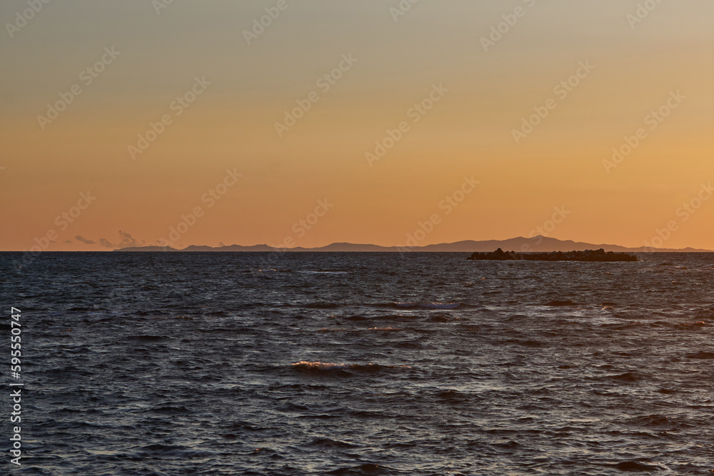 北海道　ノシャップ岬からの夕暮れの礼文島
