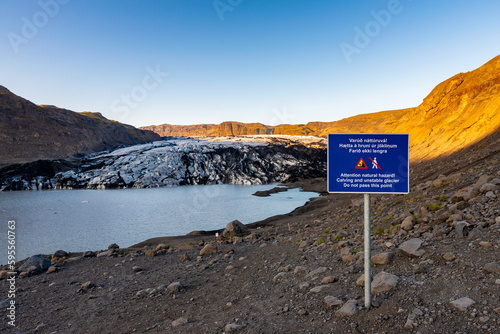 Fototapeta Naklejka Na Ścianę i Meble -  Do not pass this point, warning sign, gelacier in Iceland