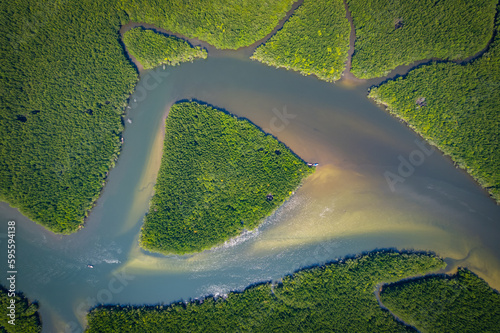 Travel, Heart Island, Trang Province, Thailand
Heart-Shaped Island, Ban Nam Rap, Trang Province, another activity when coming to Ban Nam Rap is to go to Thale Waek and must pass through a heart-shaped