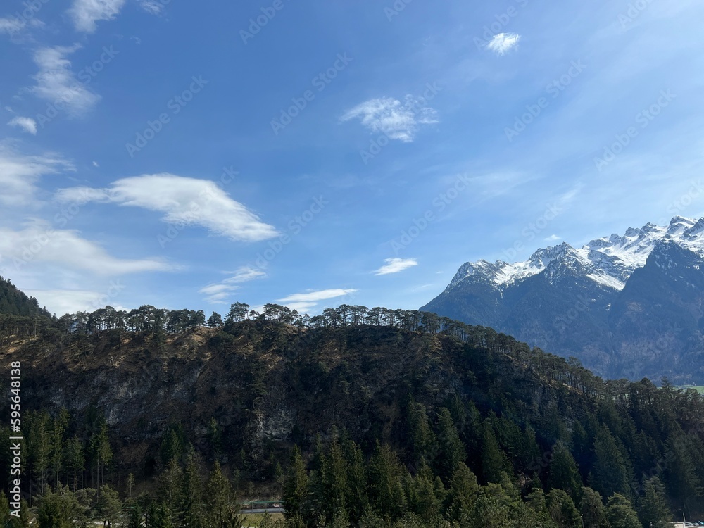 Obraz premium mountains and clouds