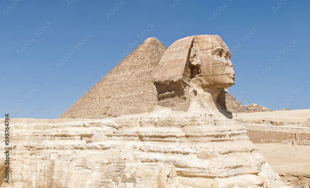 The Great Sphinx and the pyramid of Khafre (Chephren) in Giza plateau. Egypt.
