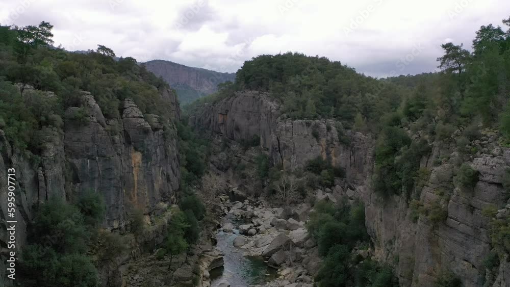 Aerial view of Koprulu Canyon, Türkiye. Beautiful popular canyon, sights of Turkey.
Aerial view of Koprulu Canyon, Türkiye. Beautiful popular canyon, sights of Turkey.
