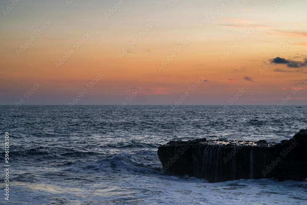 Fototapeta premium sunset over the ocean
