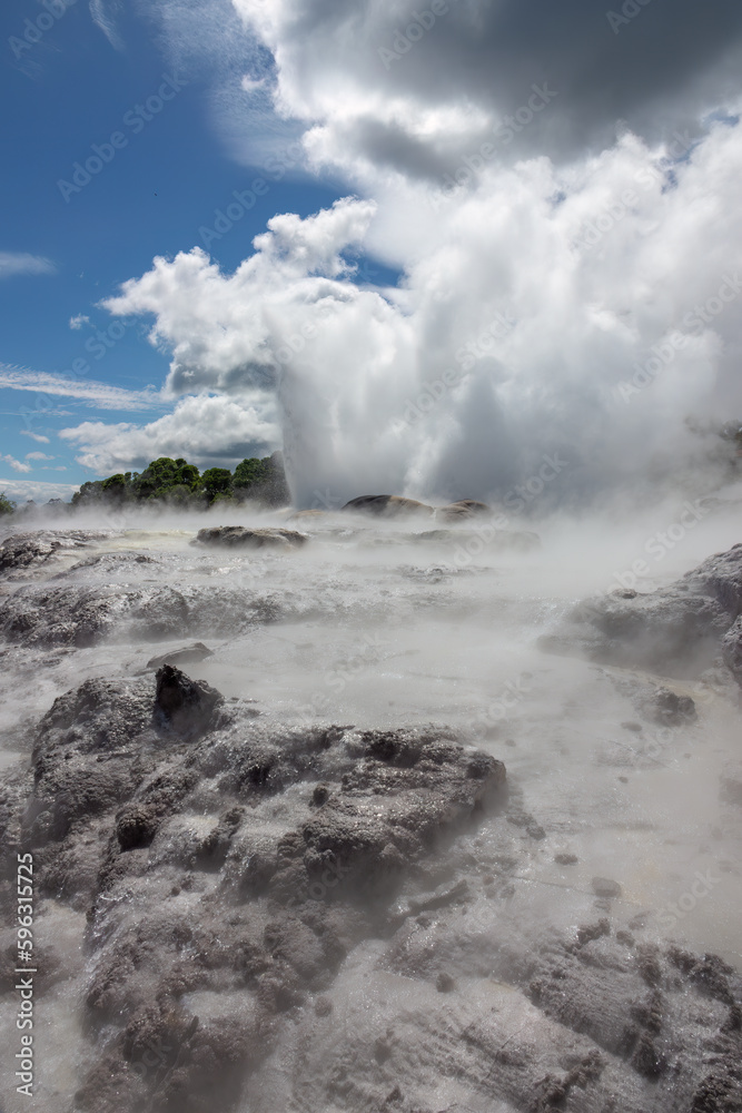 Pohutu Geyser in the Whakarewarewa Thermal Valley, Rotorua, in the North Island of New Zealand. The geyser is the largest in the southern hemisphere and among the most active in the area Pohutu Geyser in the Whakarewarewa Thermal Valley, Rotorua, in the North Island of New Zealand. The geyser is the largest in the southern hemisphere and among the most active in the area