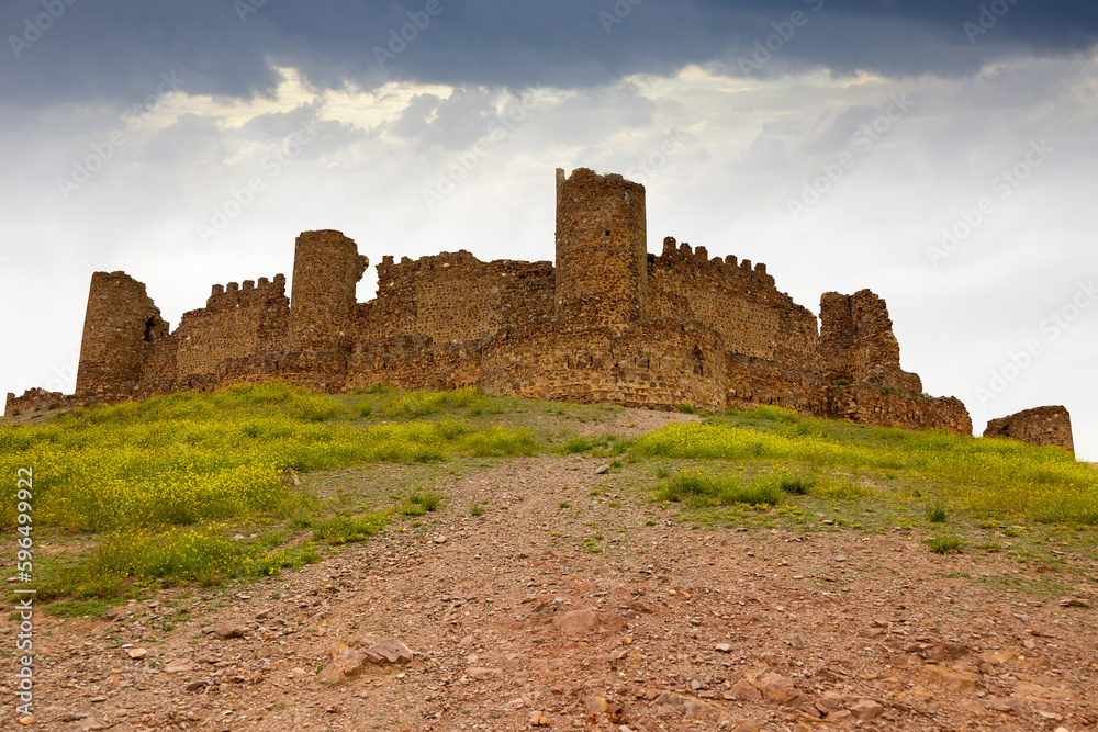 Ruines of castle in Almonacid de Toledo, province of Toledo, Castile-La Mancha, Spain.