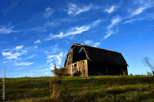 Barn Facies Last of Sunlight