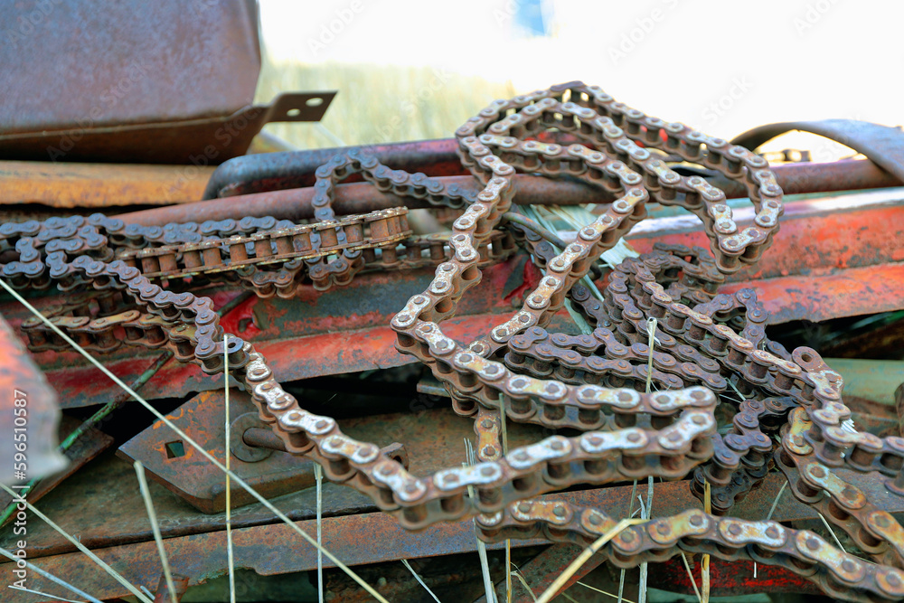 Mechanical Chain Rusted