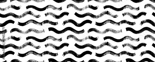 Seamless pattern with bold waves. Brush drawn grunge ripple texture. Sea, rivers or ocean abstract waves. Vector curved brush strokes. Japan style illustration. Horizontal smears background.