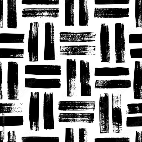 Geometric weave seamless pattern. Hand drawn straight brush strokes, vertical and horizontal lines. Grugne vector abstract ornament. Geometric irregular monochrome woven lines. Basket texture.