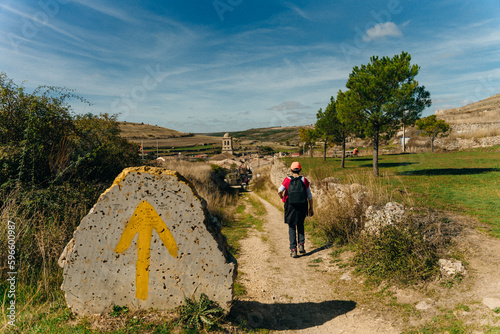 Billede på lærred Way Marking sign on Trail of the Way of St James Pilgrimage Trail Camino de Sant