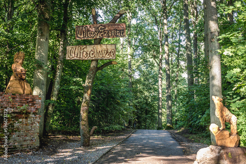 Obraz na płótnie Sign in Wilczy Szaniec - Wolfs Lair, first Eastern Front military headquarters of Hitler, Poland w salonie