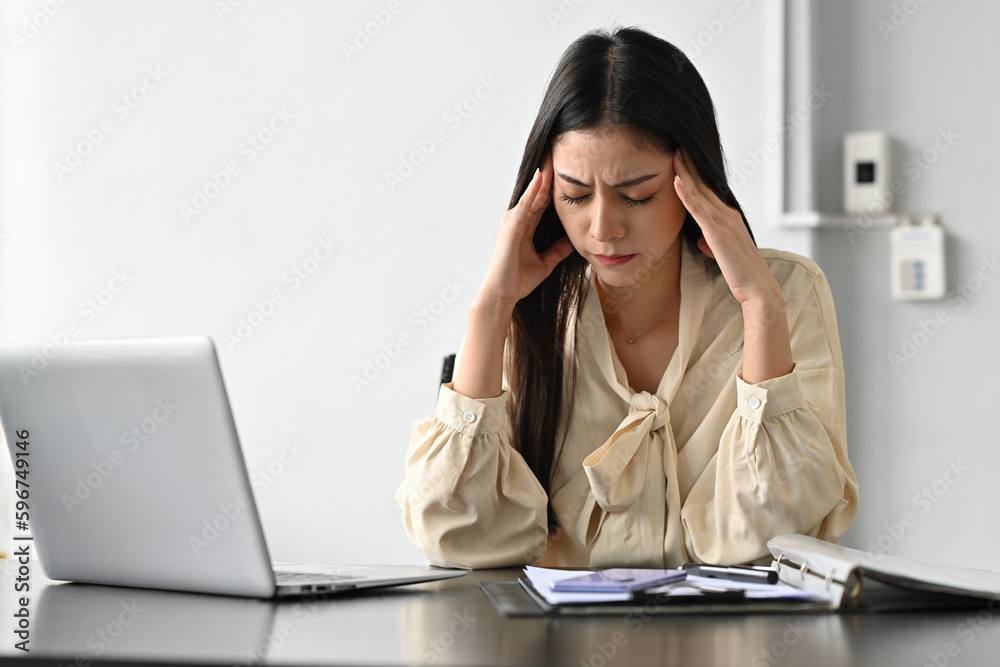 Stressed Business woman, High expectations at work, Demanding perfection, Problems with co-workers, Unfair organization and overwork. Stressed Business woman, High expectations at work, Demanding perfection, Problems with co-workers, Unfair organization and overwork.
