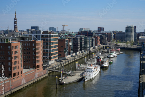 Sandtorhafen der Hansestadt Hamburg © Mario Schmidt