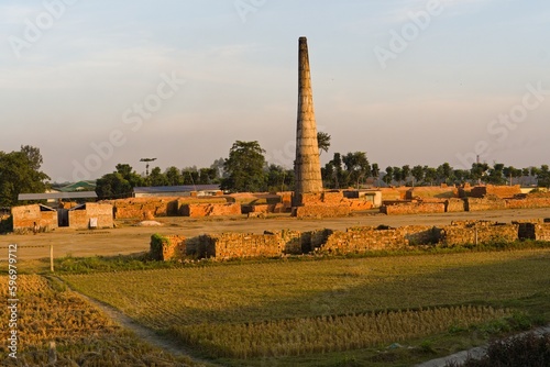 Tableau sur toile view of chimney in brick making kiln in india