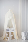 White childs bed crib with canopy