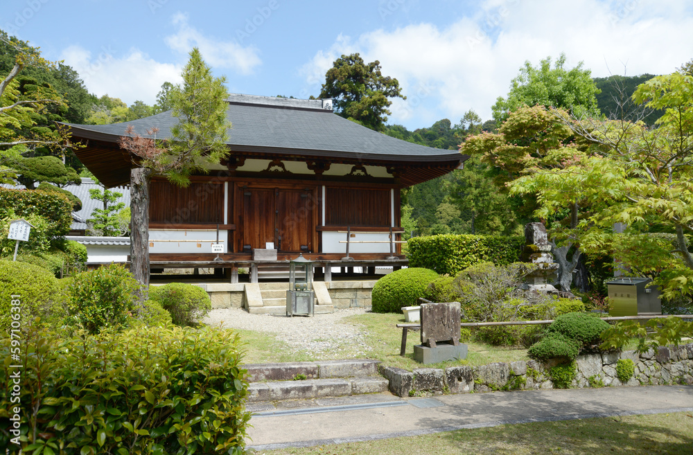 新緑の海住山寺　文殊堂　京都府木津川市加茂町