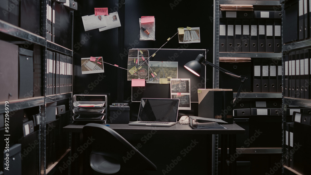 Criminal evidence board in private investigation office, map on wall filled with crime scene photos and clues. Police archive room with background check papers and forensic evidence. - obrazy, fototapety, plakaty 