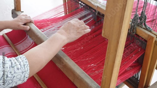 Máquina de Telar Ecuatoriano