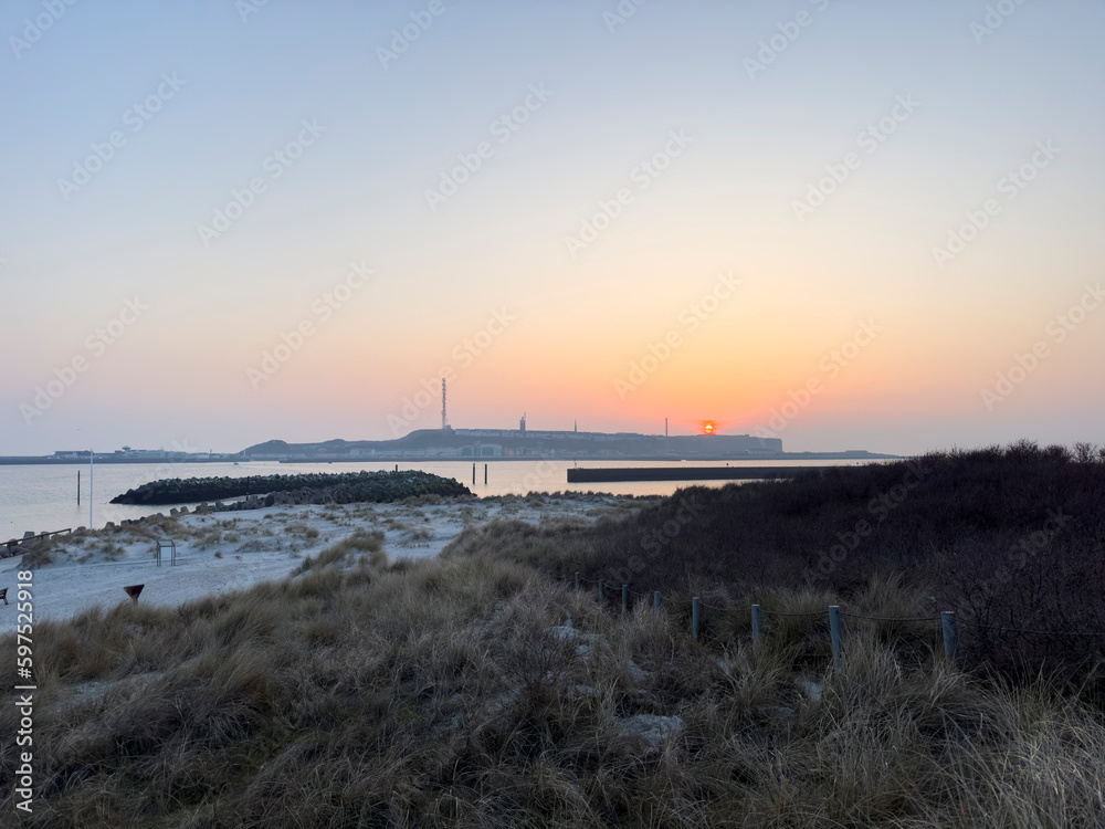 Sonnenuntergang Helgoland von Insel Düne aus beobachtet Sonnenuntergang Helgoland von Insel Düne aus beobachtet