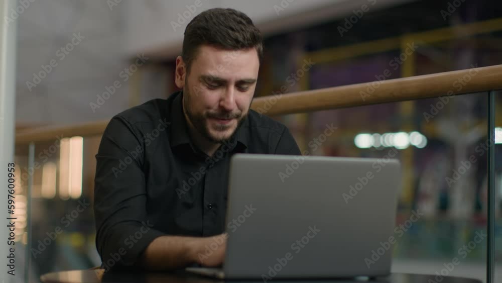 Caucasian man guy communicate talk video call talking laptop conference meeting male businessman executive discuss with business partners startup project provide online consultation in office company Caucasian man guy communicate talk video call talking laptop conference meeting male businessman executive discuss with business partners startup project provide online consultation in office company