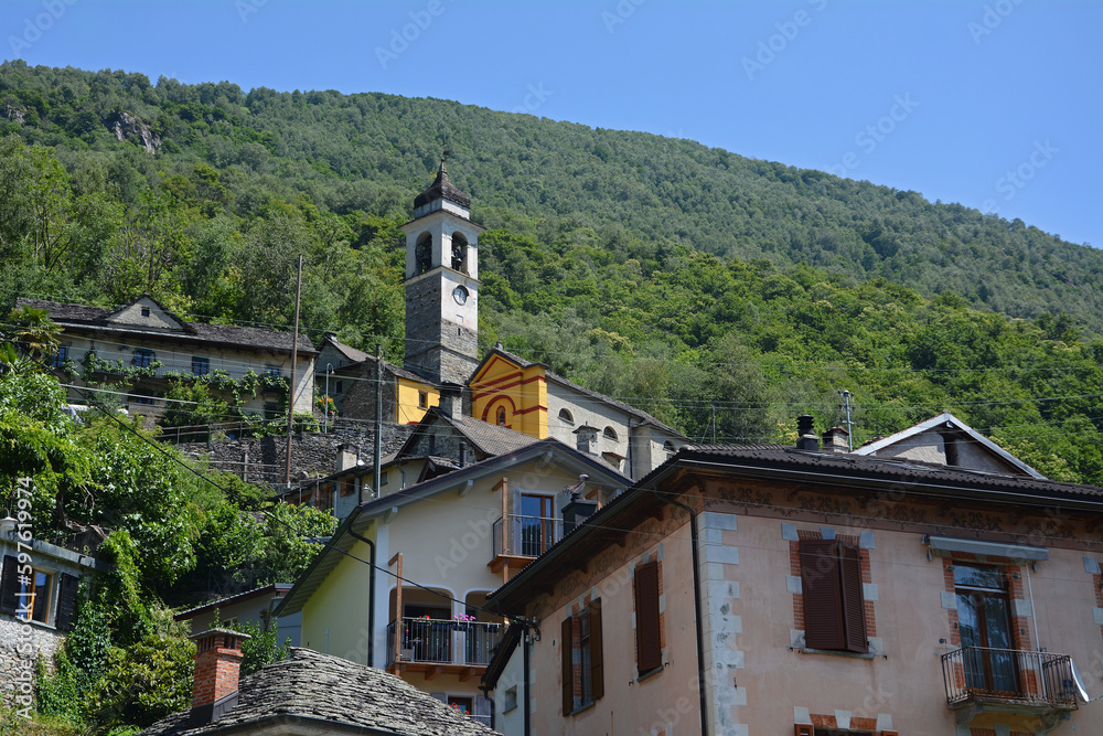 Das Dorf Auressio im Valle Onsernone, Kanton Tessin, Schweiz