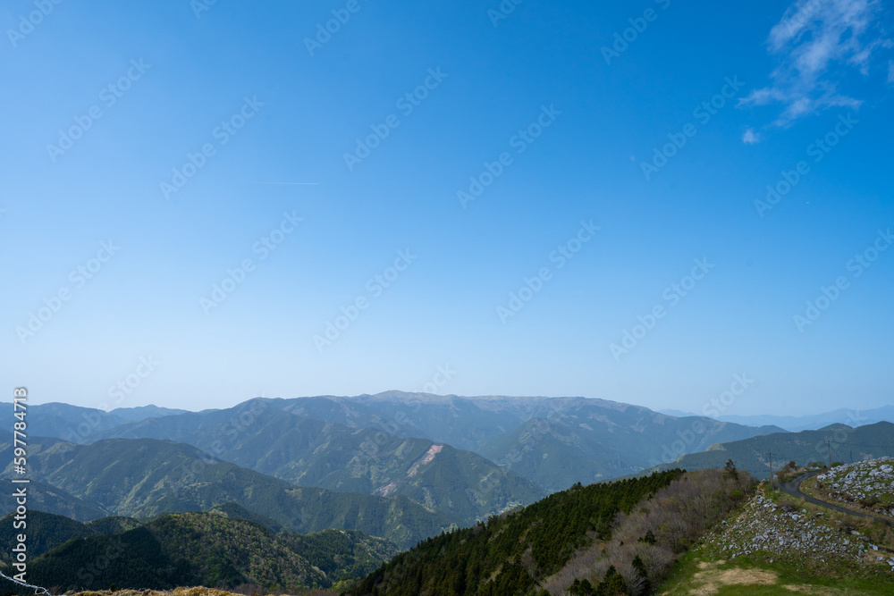 Naklejka premium 四国カルストの風景