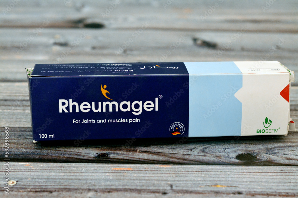 Foto de Giza, Egypt, April 28 2023: Rheumagel Gel 100 gm, an aqueous ...