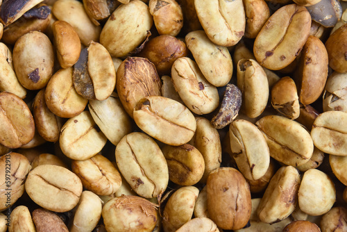 Arabica And Robusta Raw Coffee Beans in Kalimpong