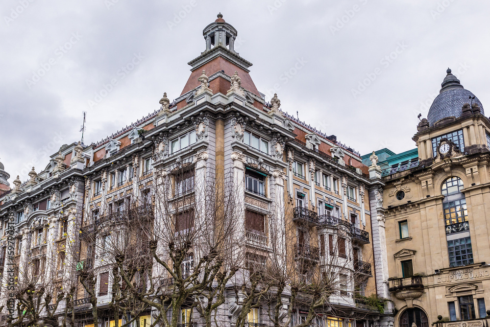 Obraz premium Old buildings in historic part of San Sebastian city, Spain