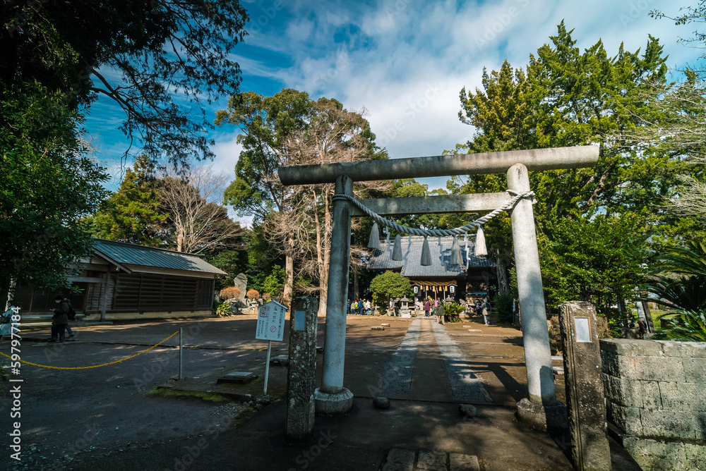 Traditional Japanese Temples and Shrines Traditional Japanese Temples and Shrines