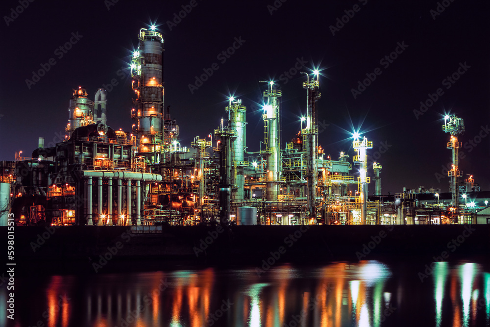 四日市石油化学コンビナートの夜景