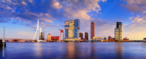 Leinwand Poster Evening cityscape, panorama, banner - view of Rotterdam with Tower blocks in the