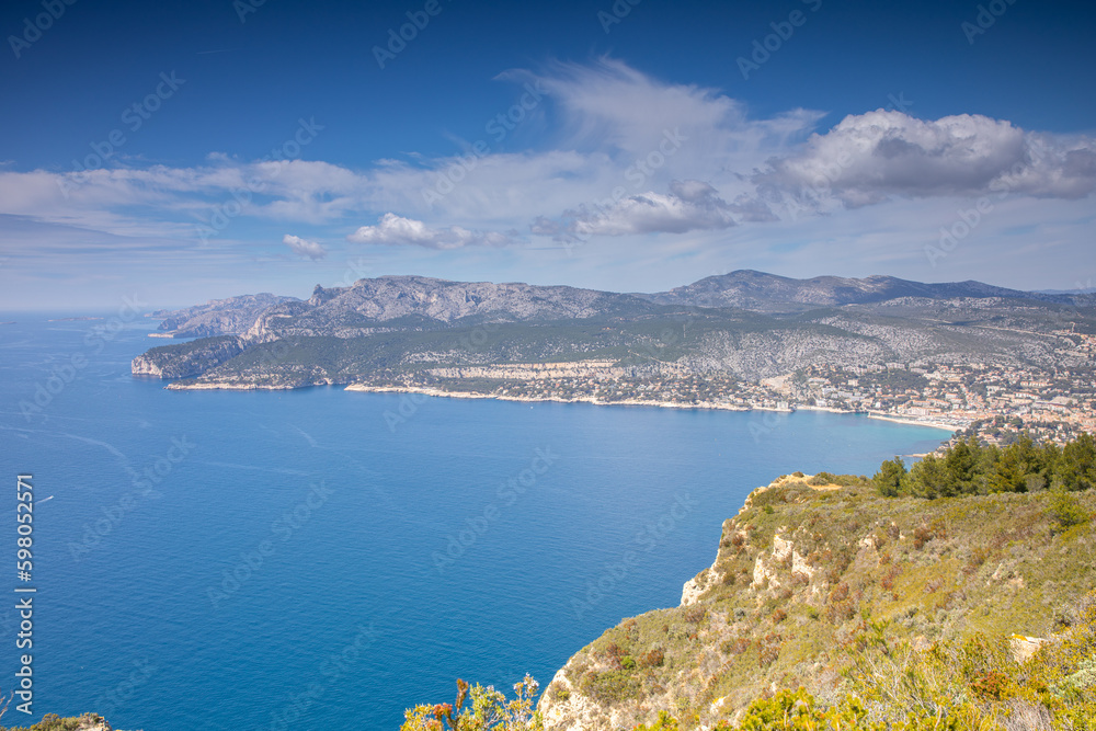 La Baie de Cassis avec les calanques de Marseille Stock Photo Adobe Stock