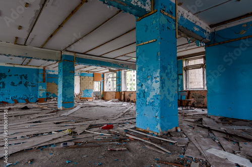 inside a destroyed school in Ukraine © Sofiia