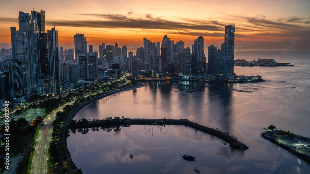 Fototapeta premium Panama City, Panama Sunrise