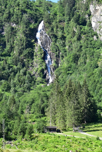 Wasserfall zwischen Steierischen Bodensee und Hüttensee, Schladminger Tauern, Steiermark photo