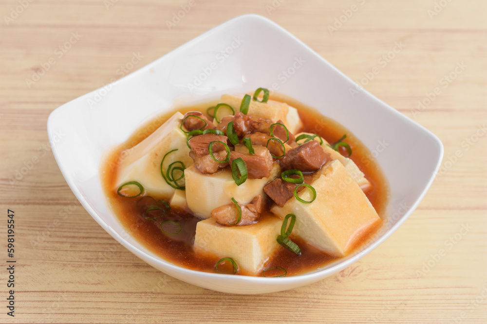 鴨肉の餡かけ豆腐