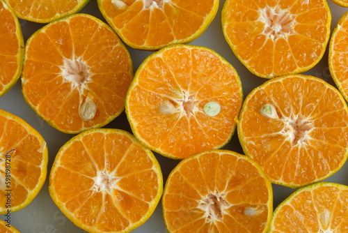 slices of oranges