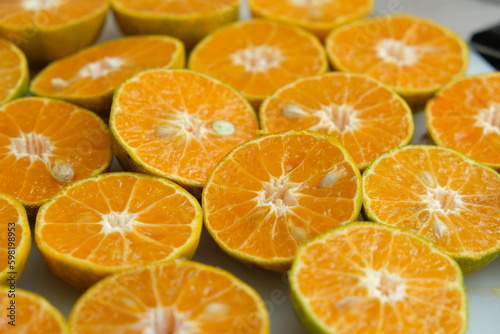slices of oranges
