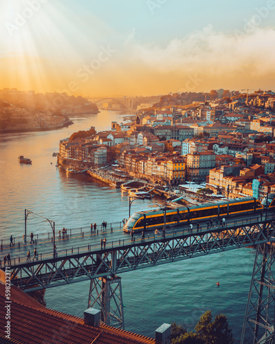 Stampa su tela Porto, Portugal Dom Luis Iron Bridge at sunset featuring Douro River, Metro Trai