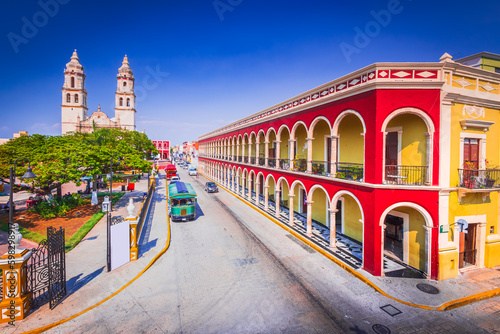 Obraz na płótnie Campeche, Mexico. Independence Plaza is a picturesque public square. w salonie