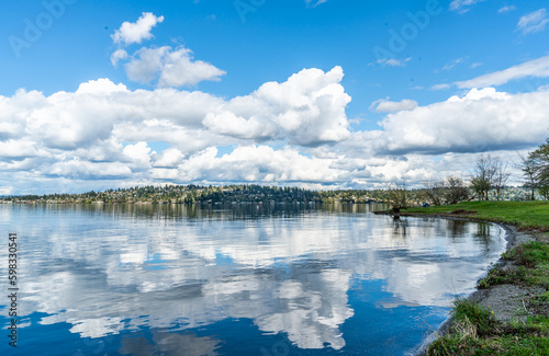Fototapeta Naklejka Na Ścianę i Meble -  Lake Clouds Reflection 2