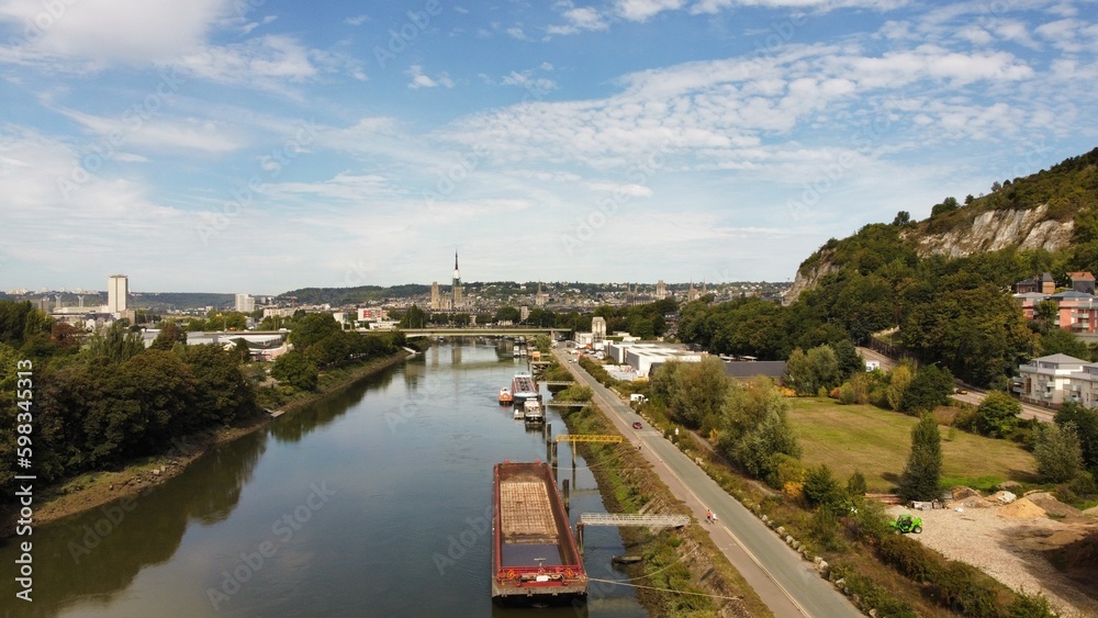Naklejka premium railway bridge over the river Siena in Rouen, France