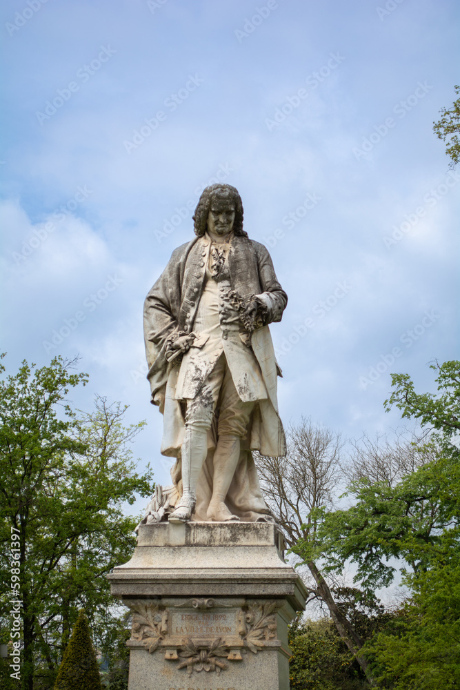 Statue de Bernard à Lyon